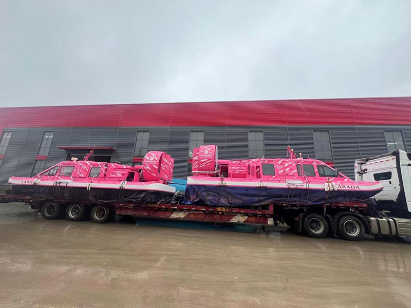 Lawada® dostarczyła dwa wielofunkcyjne poduszkowce, zwiększając doświadczenie i efektywność operacyjną tego malowniczego obszaru.